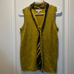 Burberry top green olive